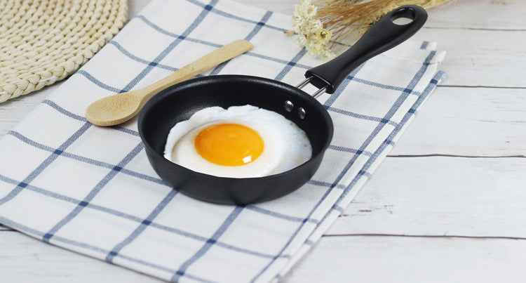 12CM Mini Frying Pan Hot-selling Pure Iron Coated Non-Stick Frying Pan Frying Egg Artifact Pan