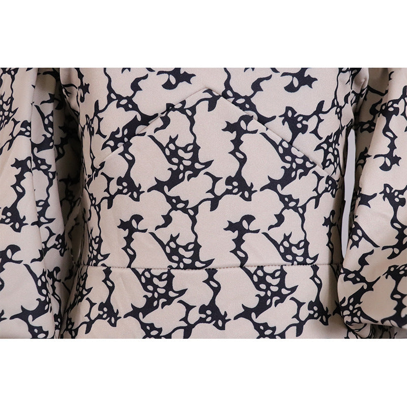 Vestido de moda con top de tubo y hombros descubiertos con estampado para mujer